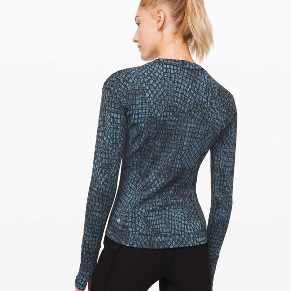 lululemon athletica Tops - Lululemon Close to Crossing Long Sleeve Jacquard Blue Long Sleeve Small
